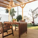 Hospedium Republica Surf House - Coxos Beach, Ericeira * Ericeira
