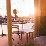 Hostel Hospedium Republica Surf House - Coxos Beach, Ericeira *