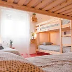 Hostel Hospedium Republica Surf House - Coxos Beach, Ericeira
