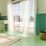 Hospedium Republica Surf House - Coxos Beach, Ericeira * Ericeira