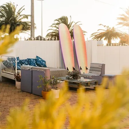 Hospedium Hostel Republica Surf House Hostel Ericeira