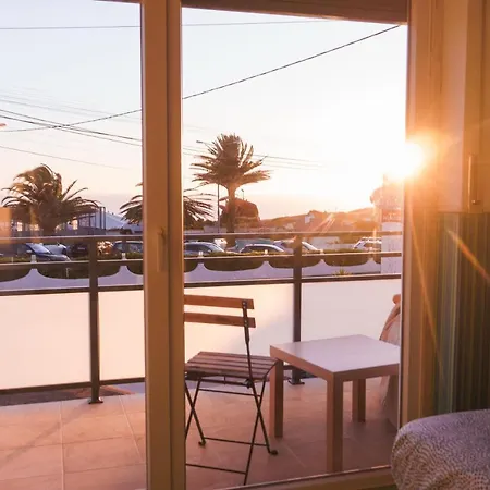 Hospedium Hostel Republica Surf House *