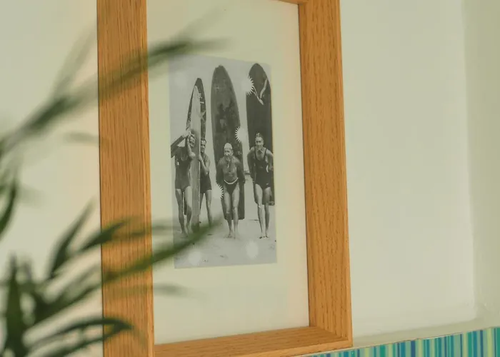 旅馆 Hospedium Republica Surf House - Coxos Beach, Ericeira 埃里塞拉