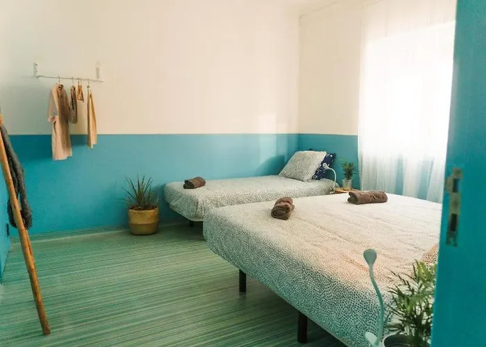 Hostel Republica Surf House - Coxos Beach, Ericeira *