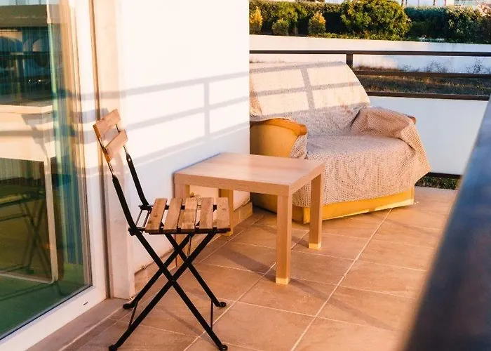 Hospedium Republica Surf House - Coxos Beach, Ericeira 旅馆