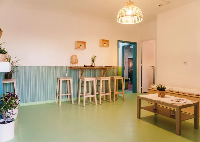 Hospedium Republica Surf House - Coxos Beach, Ericeira