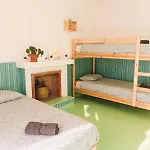 Hospedium Republica Surf House - Coxos Beach, Ericeira Hostel
