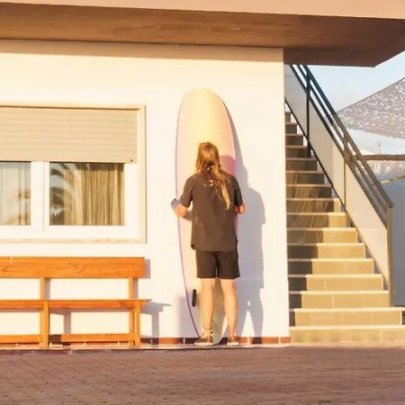 Hospedium Republica Surf House Hostel