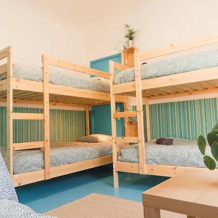 Hostel Hospedium Republica Surf House Ericeira