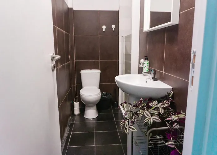 Hospedium Republica Surf House אכסניה אריסרייה