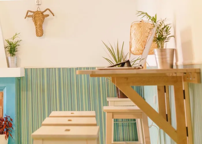 Hospedium Republica Surf House - Coxos Beach, Ericeira *