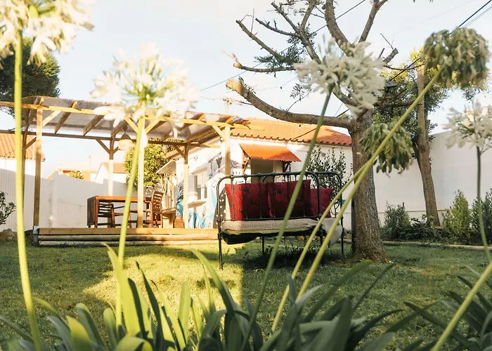 旅馆 Hospedium Republica Surf House - Coxos Beach, Ericeira 埃里塞拉